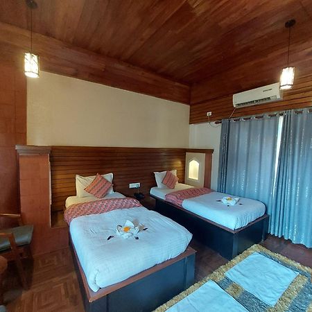 Royal Tiger Luxury Resort 4 Star 사우라하 외부 사진